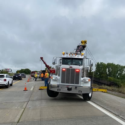 Mike's heavy wrecker working a highway recovery